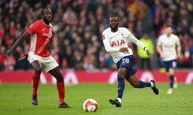“Young Tottenham Prodigy Outplays Tanguy Ndombele and Scores in Practice Game”