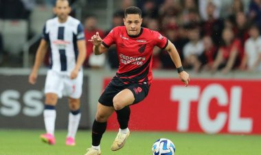 “Tottenham Mulls Over Salary Triplets for £47m ‘Remarkable’ Offensive Prospect”