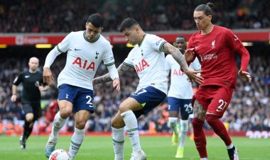 Tottenham Athlete Suffers Leg Injury in Training Session with Cristian Romero