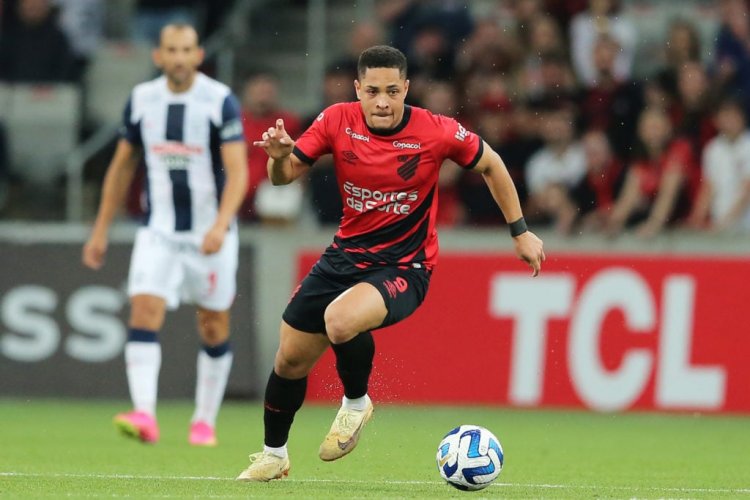 Player Vitor Roque Signs £47m Deal with Barcelona, Tottenham’s Reported Pursuit Thwarted by Fabrizio Romano