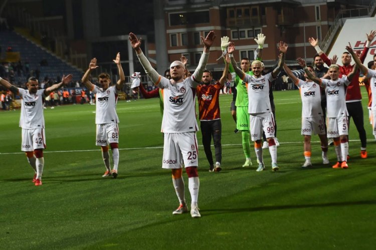 Tottenham Hotspur: Lead competitors in the race for acclaimed ‘leader’ Victor Nelsson