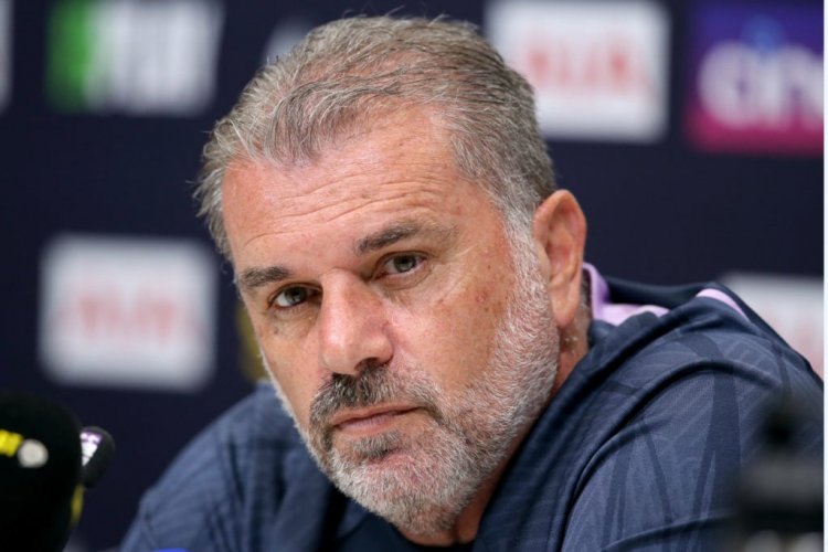 Observations on Ange Postecoglou’s Interaction with Daniel Levy at Tottenham’s Australian Training Session