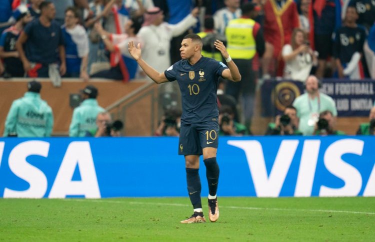 Tottenham’s Interest in PSG’s “Outstanding” Player Maintained by Club, According to Journalist