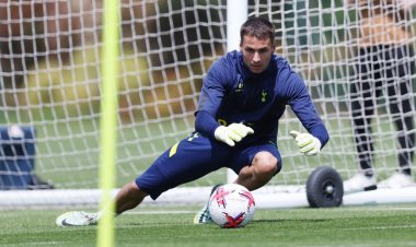 Ange Postecoglou Invites Promising England Youth Star to Train with Tottenham’s First Team
